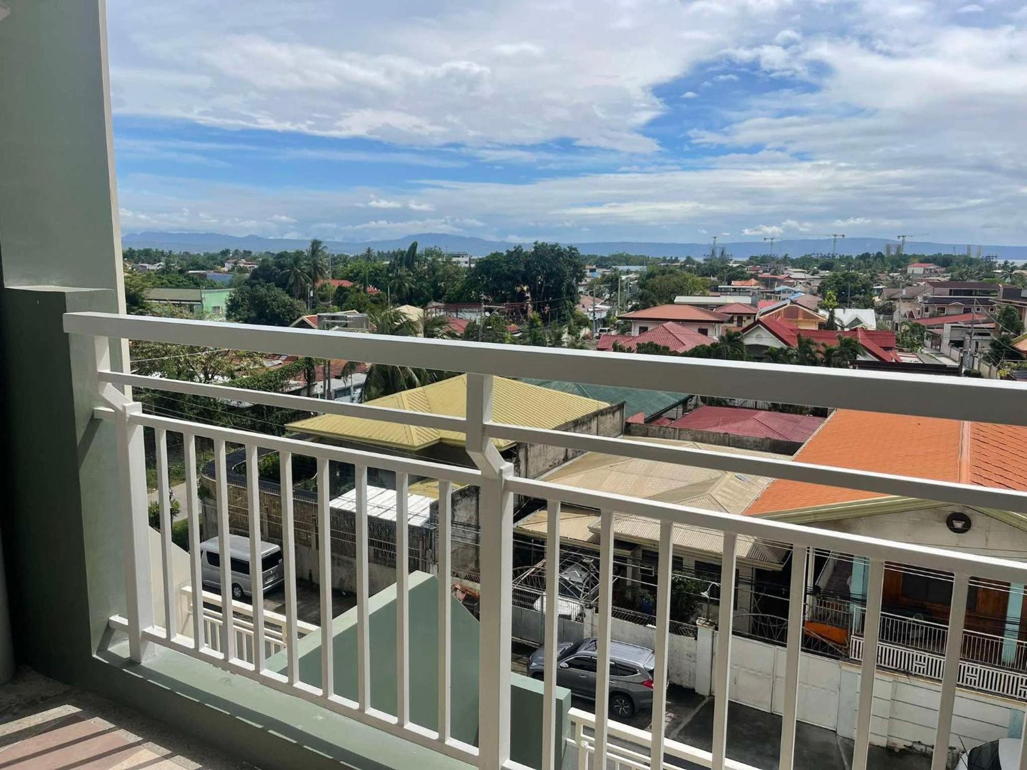 Verdon Parc Davao City With Balcony By Darpm 외부 사진